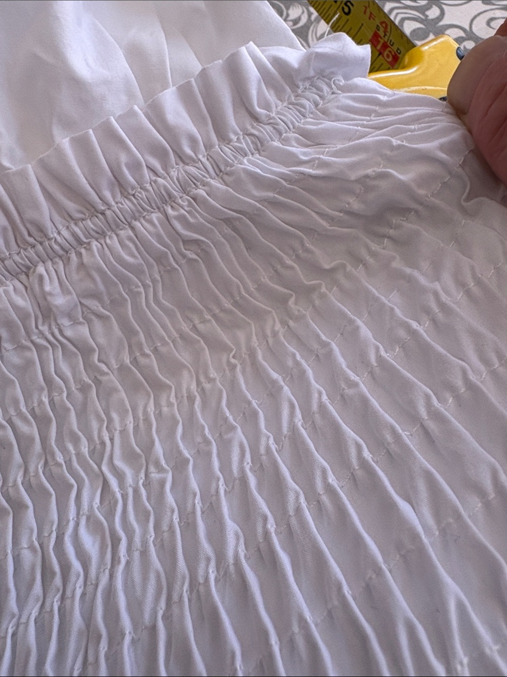 Zara White Tie-Shoulder Smocked Mini Dress. Cotton - Picture 5 of 9
